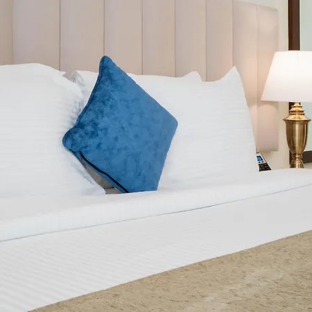 Saray Deluxe Hotel Apartments Abu Dhabi Esterno foto