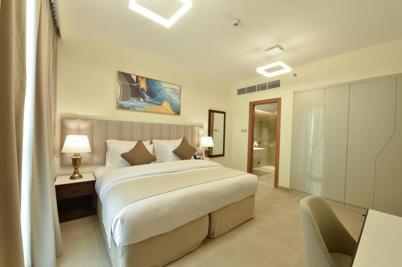 Saray Deluxe فندق أبو ظبي