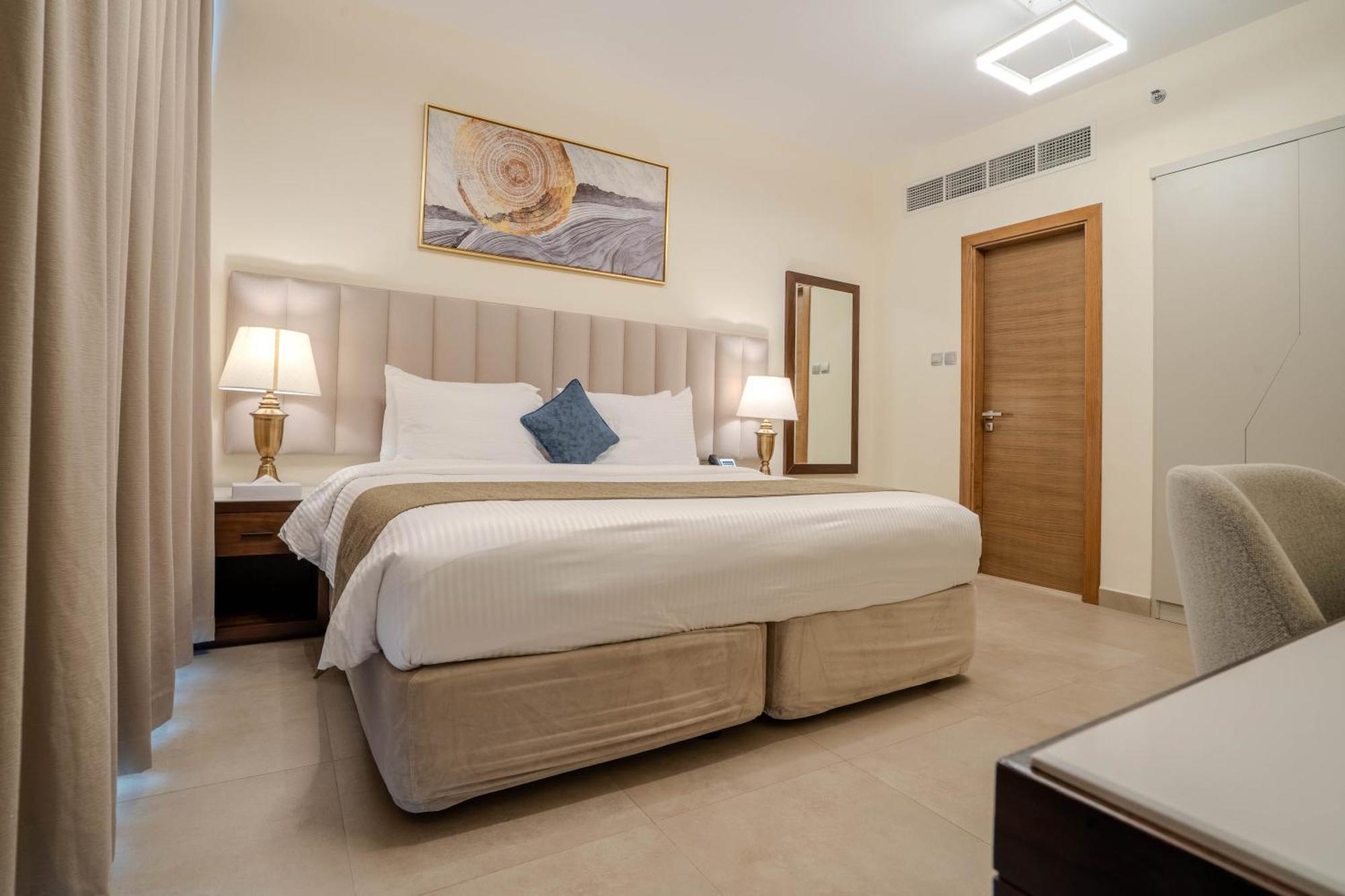 Saray Deluxe فندق